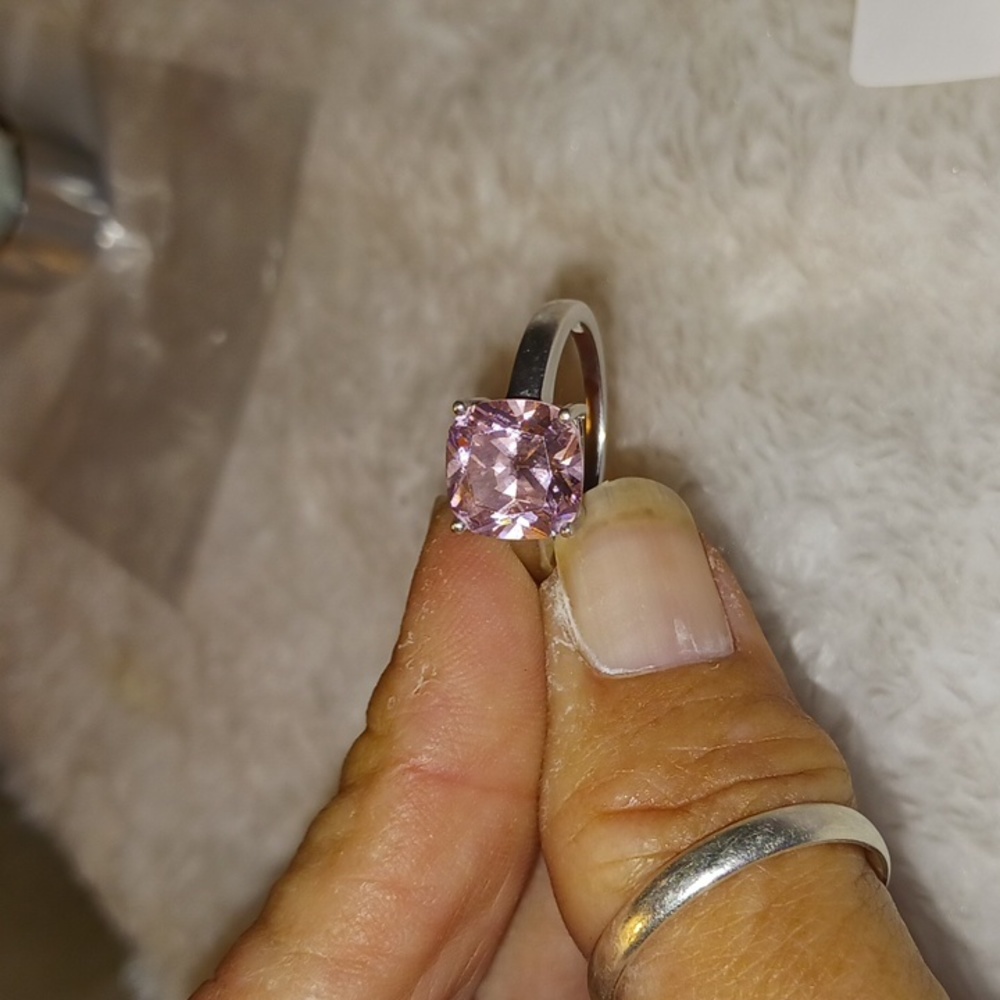 925 Silver with Pink Stone Cocktail Ring. SZ 8